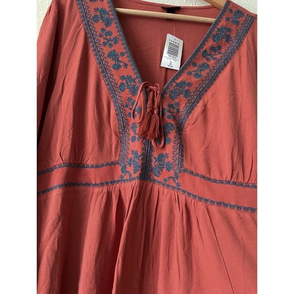 Torrid Rust Embroidered Front Babydoll Blouse Size 2X NWT - Picture 3 of 6